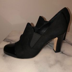 Vince Camuto Suede Heels